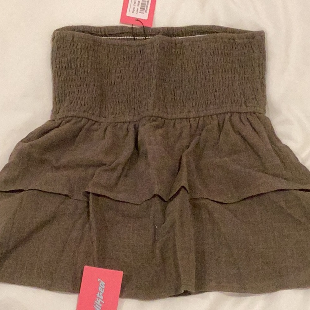 Women’s tube top and shorts set